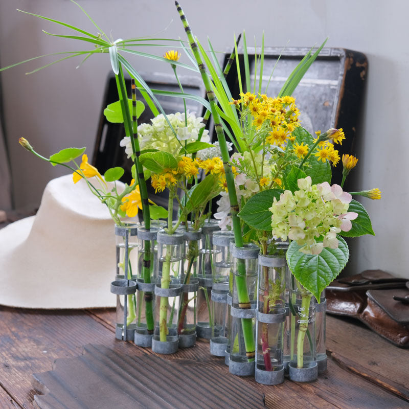 Vase d'avril classique de Tsé & Tsé