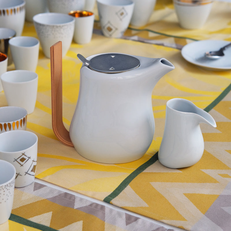 MILK POT