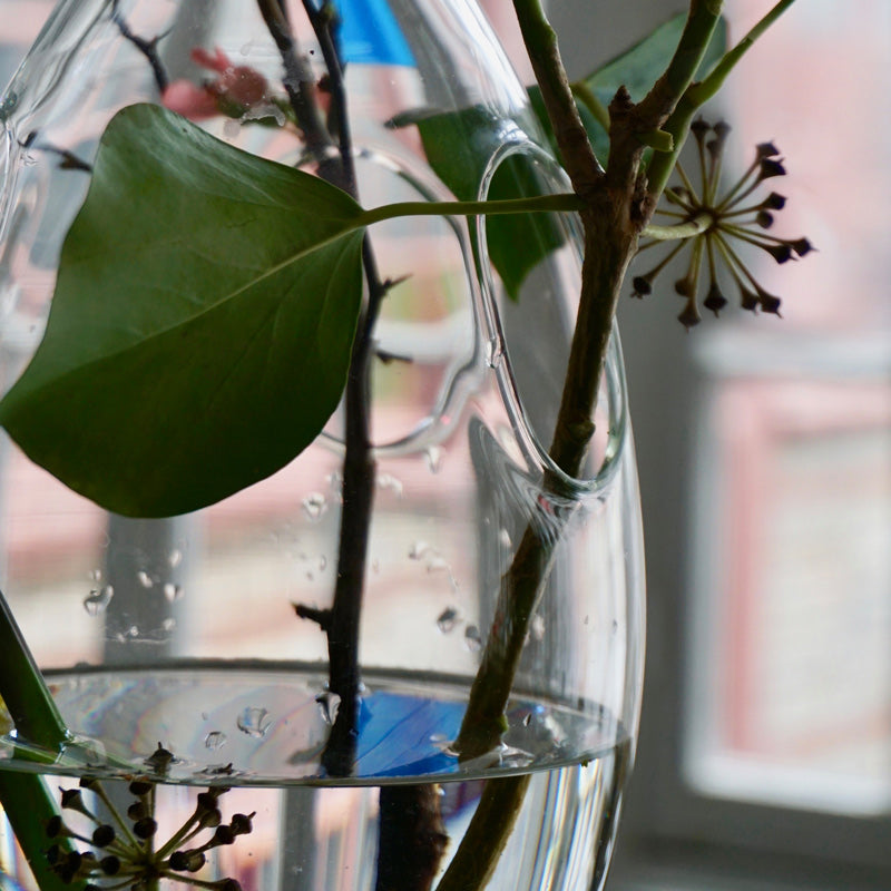WINDFALL HANGING VASE