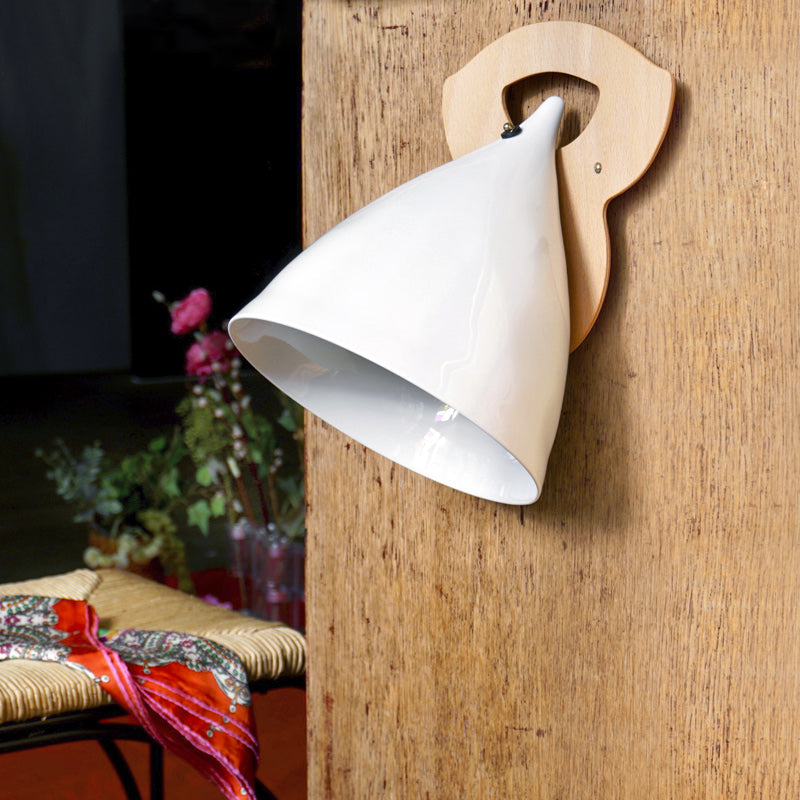 LARGE BRACKET WALL LAMP CORNET, matt or glazed porcelain – Tsé & Tsé