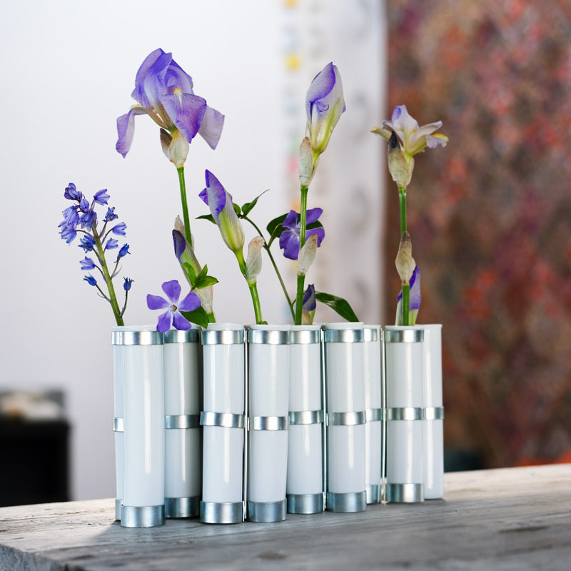APRIL VASE, PORCELAIN