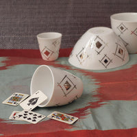 collection de vaisselle quinte flush avec jeu de cartes - tsé tsé
